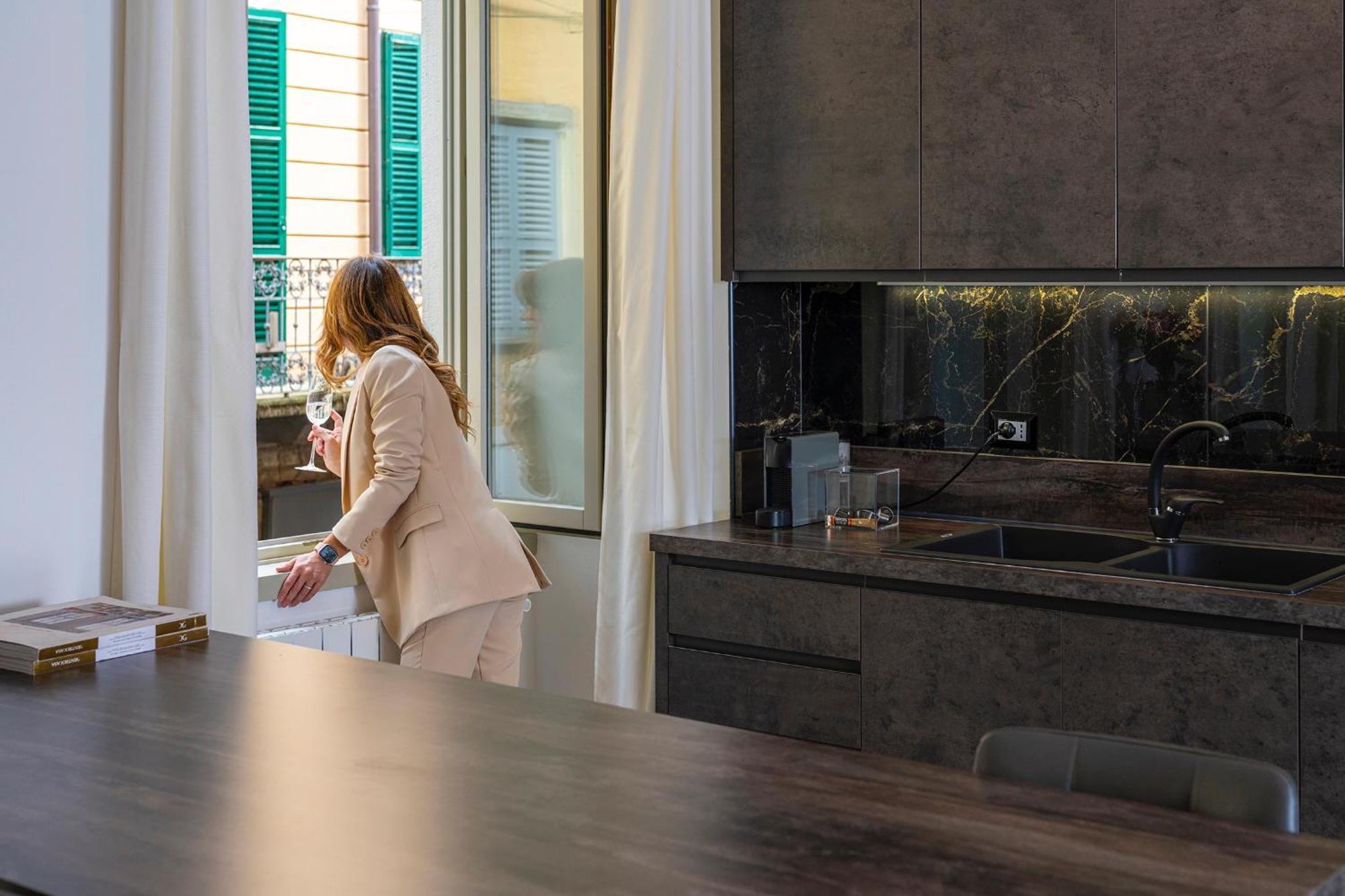 Magic Place Bergamo! Classy Apartment In The Heart Of The City Exterior photo
